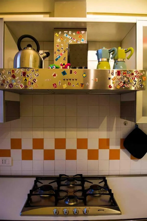 Apartment Casa Galattica Per Autostoppisti Cremona