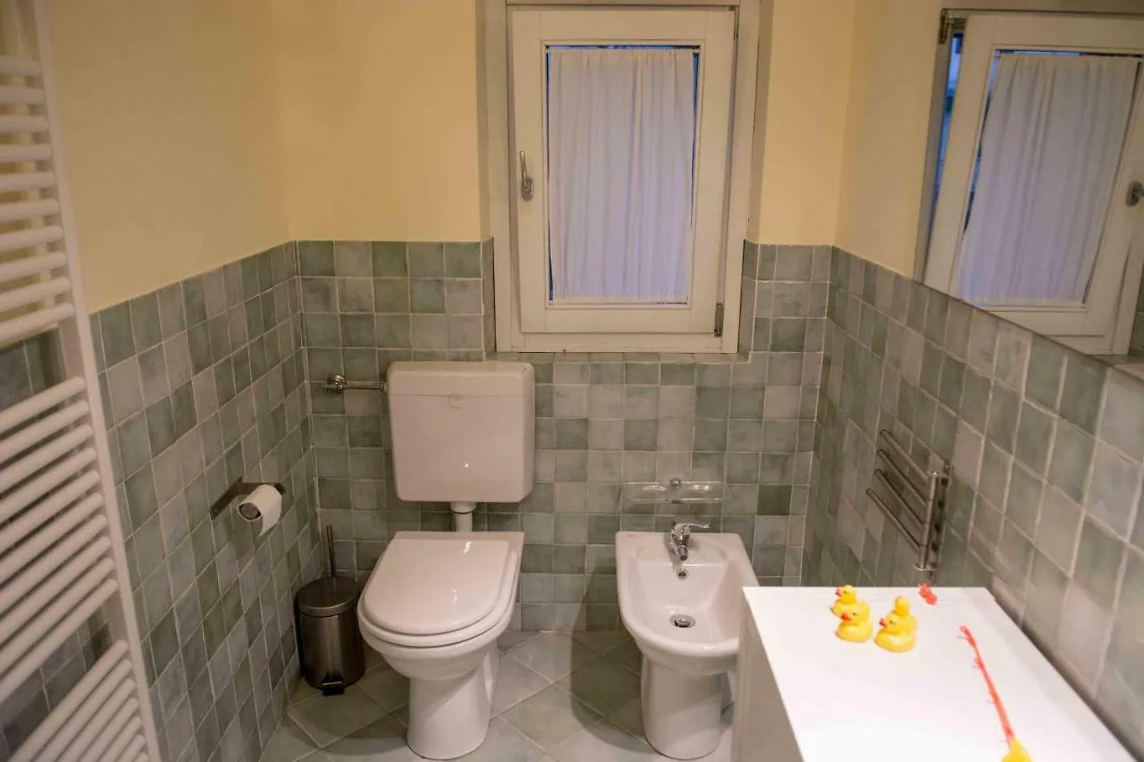 Casa Galattica Per Autostoppisti Cremona Apartment